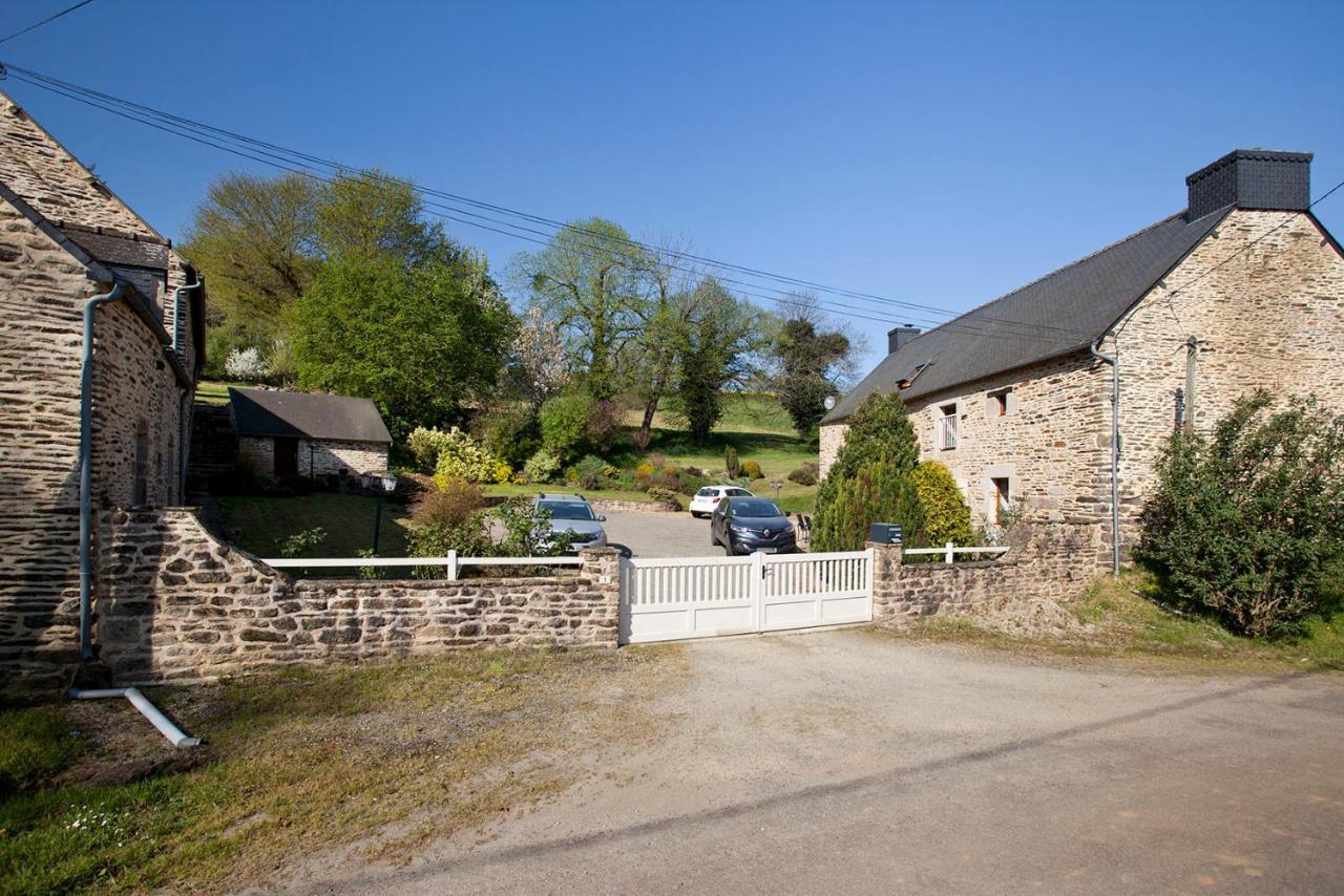 Stone Cottage With Modern Cosy Interior Near To Josselin Perfect Retreat For Writers Or Star Gazers Guegon Exterior photo